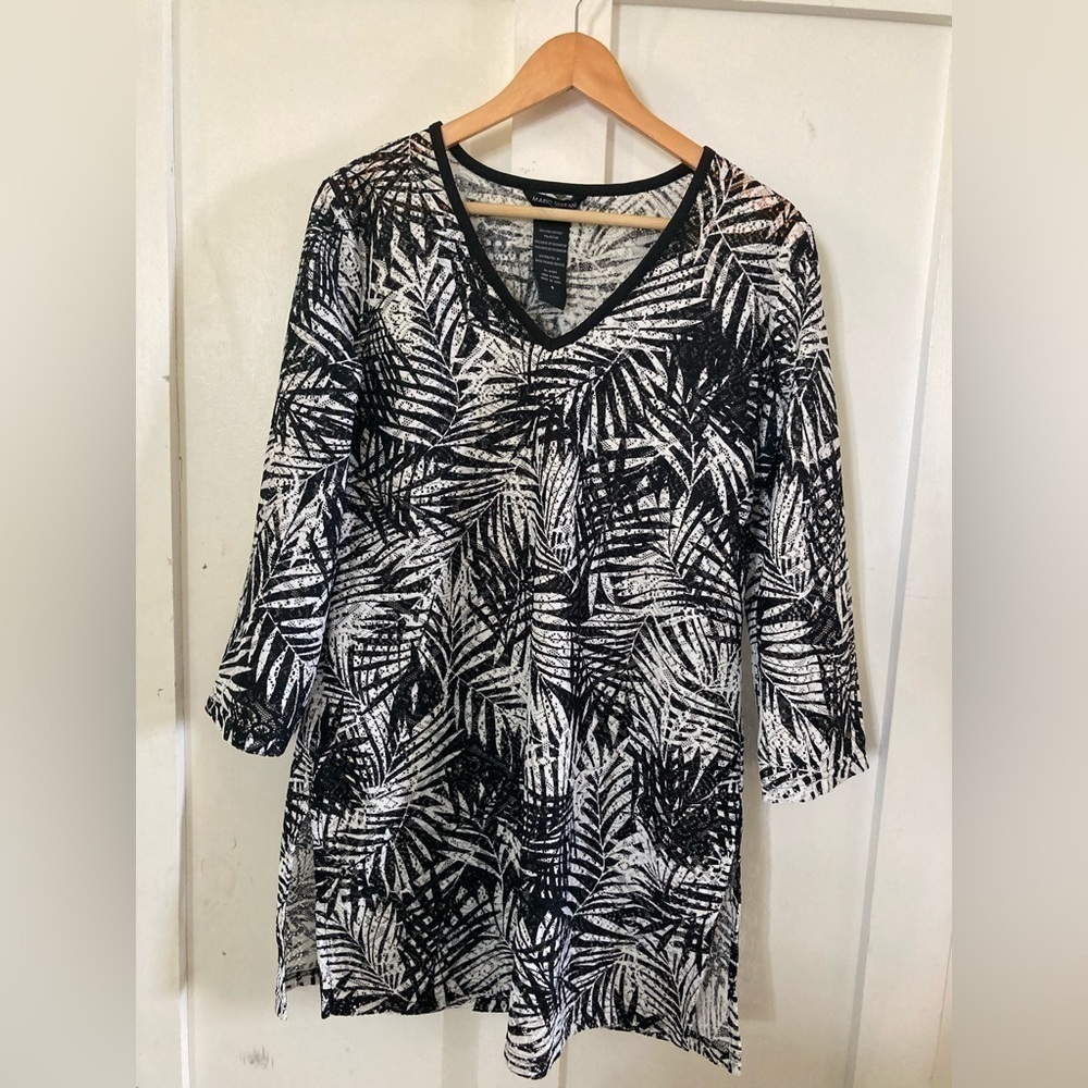 MARIO Serrani Italy tropical open knit swim cover up blouse black white palm S